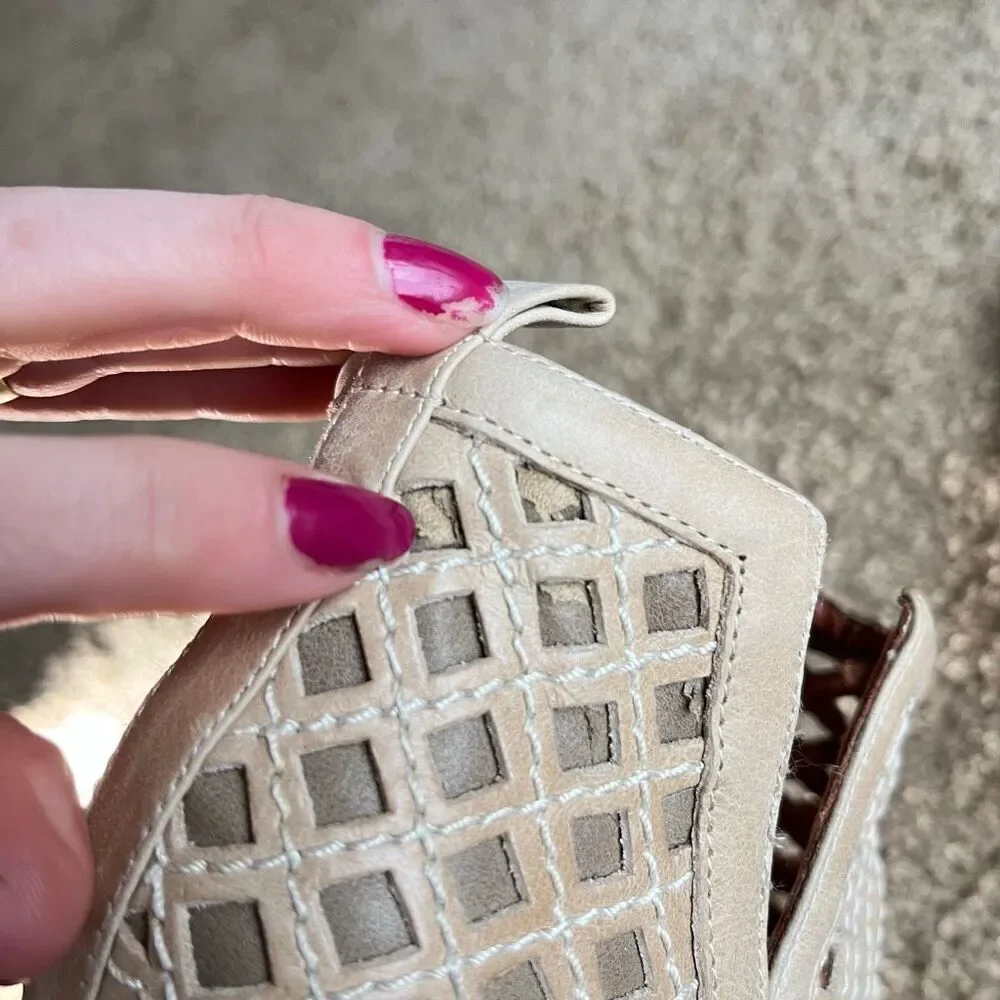Jeffrey Campbell Taggart Open-Weave Leather Ankle Booties Beige Size 8